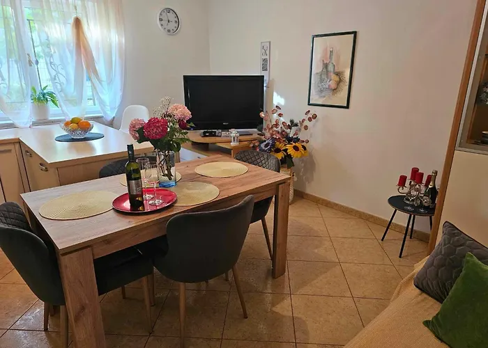 Rita Jasmin Novigrad Istria